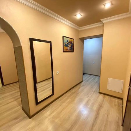 Centralhome Erivan Exterior foto